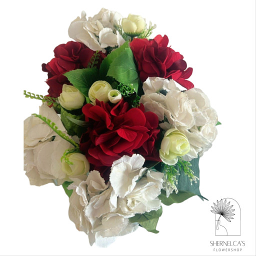 Shernelca Flower & Giftshop